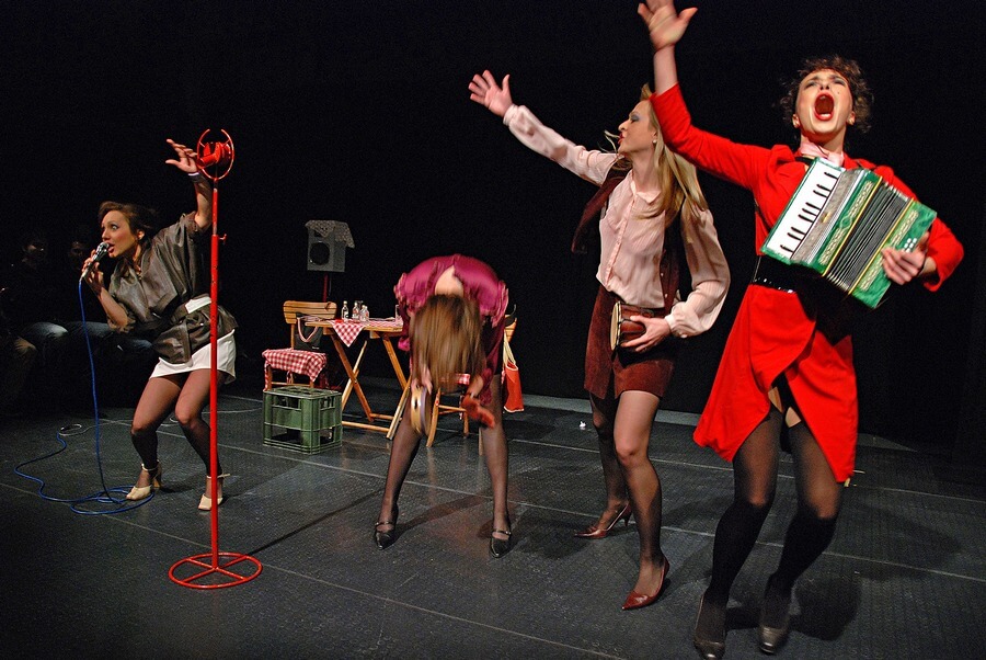 Second-page26-Marta-Zuborski